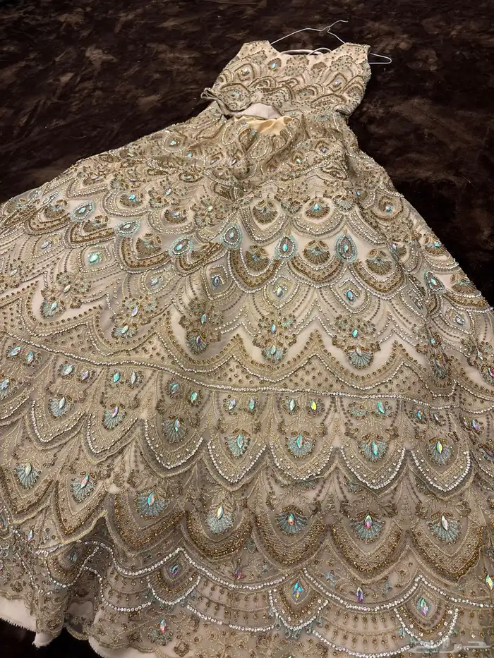 ميل عروس مقاس S معا طرحه 2