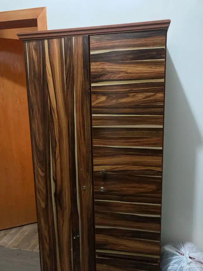 درج نفر ونص لون بني مخطط وجميل 2