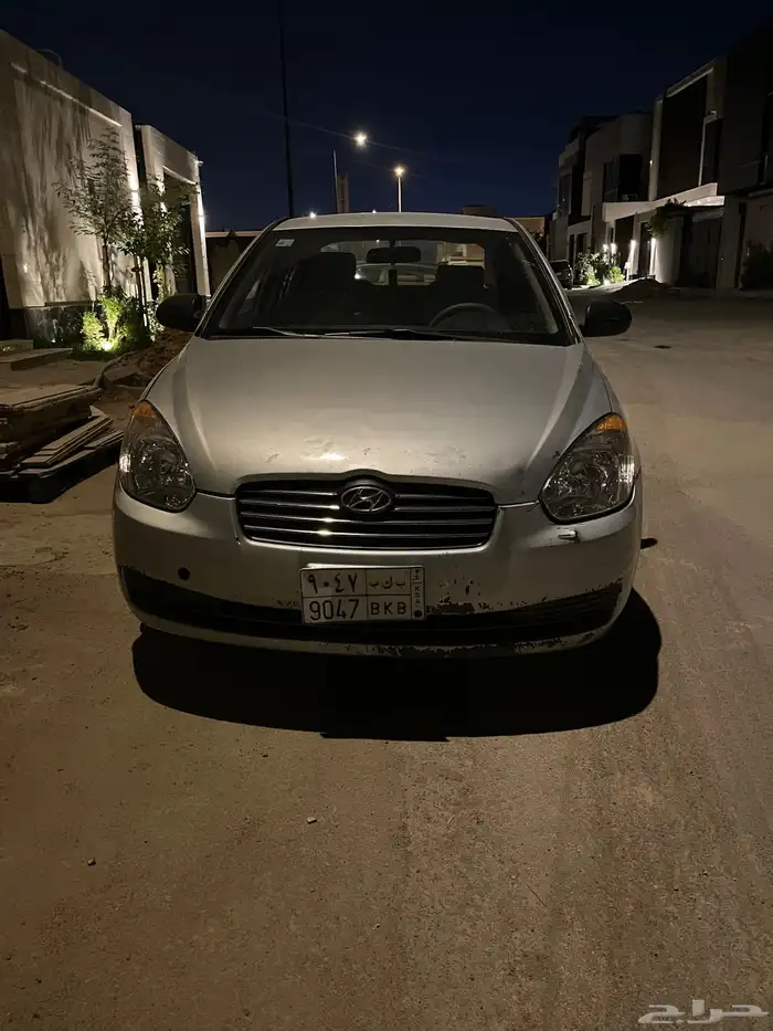 للبيع اكسنت 2010 0