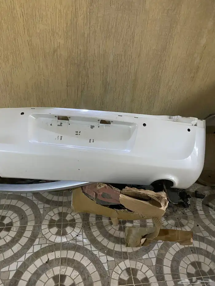 للبيع صدام كلايزر 2011 C300 مع اصطبات وكالة 0