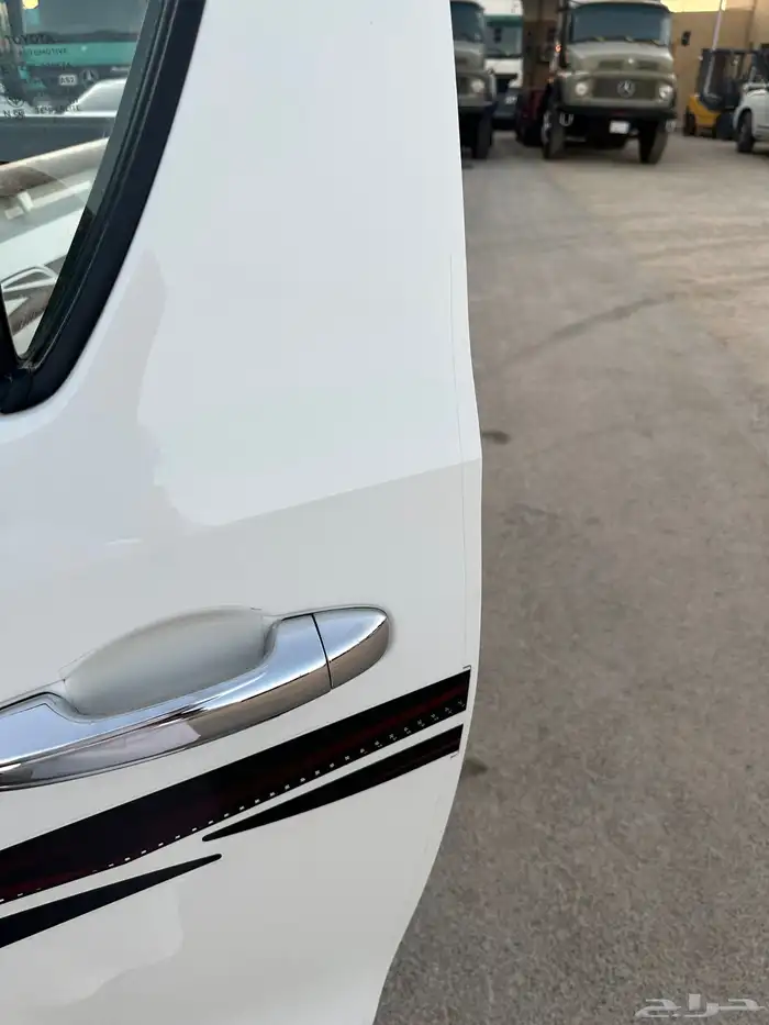 تويوتا هايلوكس 2022 ديزل دبل فل كامل سعودي بصمه 31