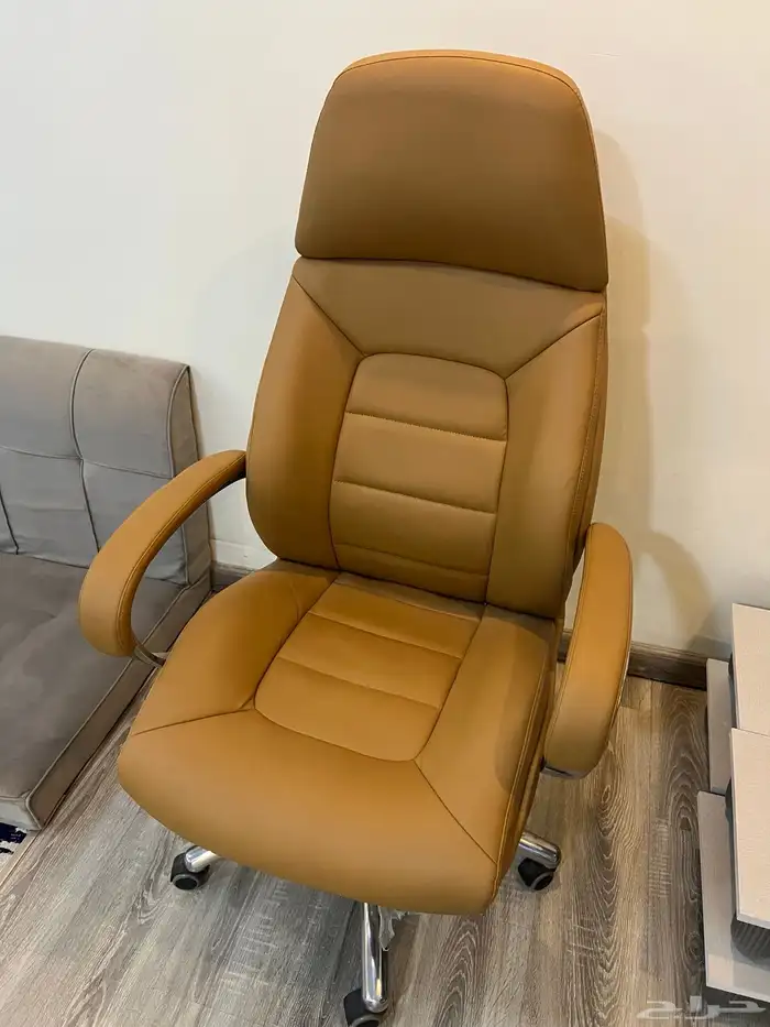 كرسي مكتب فاخر جدا 3