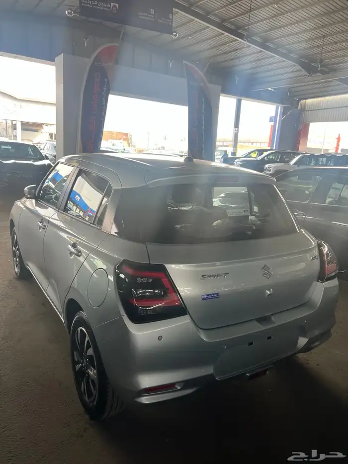 سوزوكي سويفت GLX 2