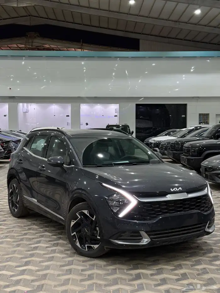 سبورتاج 2025 نص فل بانوراما و ستاندر 1.6cc جميع الالوان 2