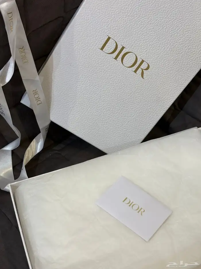 شوز ديور اصلي شريته اوربا مقاس 40 5 6