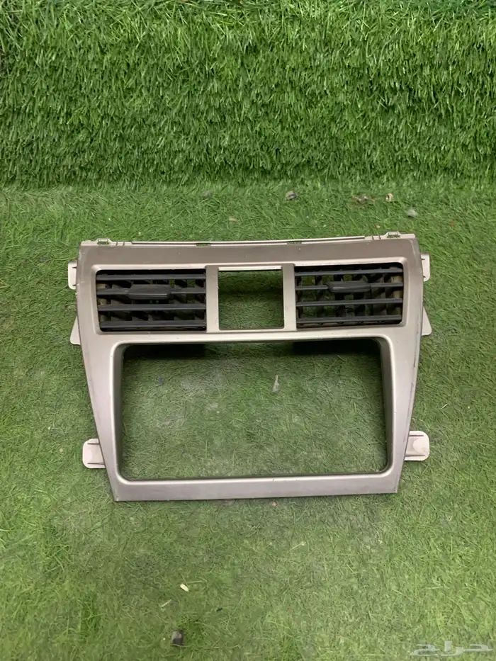 ديكورات يارس 2008 إلى 2013 اصلي نظيف 1