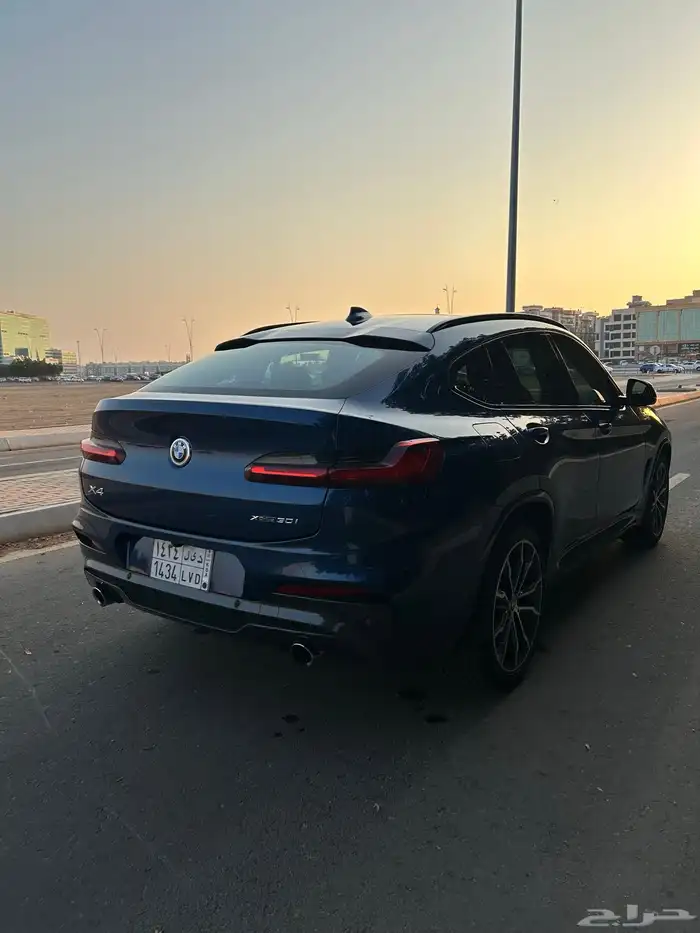 BMW X 4 i30 M بي ام دبليو اكس 4 اي 30 5