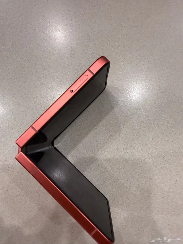 جوال سامسونج زد فليب7 7