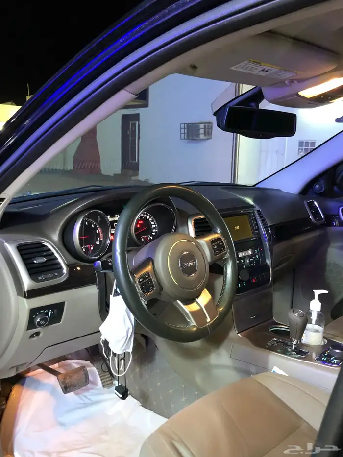 جيب جراند شيروكي ليمتد (هيمي) 0