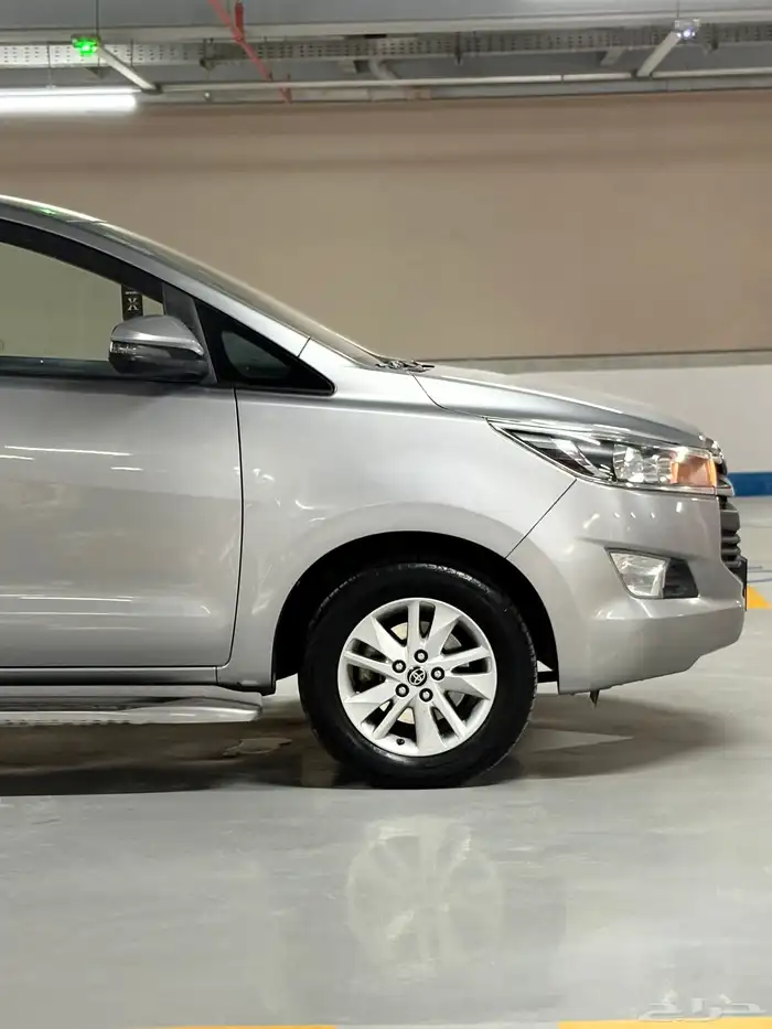 تويوتا انوفا عائليه 2022 اوتوماتيك بقمه النظافه 15