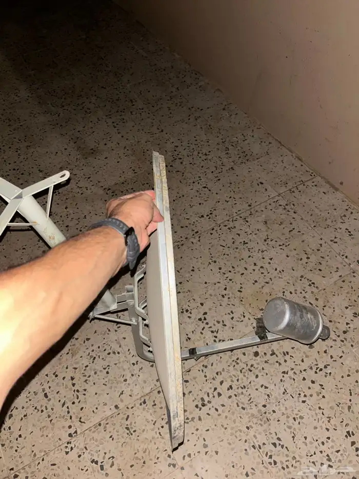 أنتينا للبيع 2