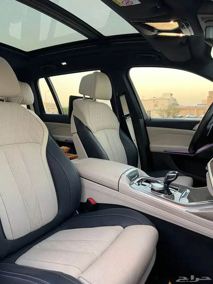 بي ام X7 V8 2020 21