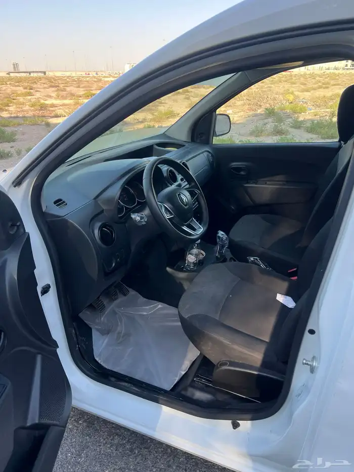 بسم الله السياره رينو دوكر فان 2022 7