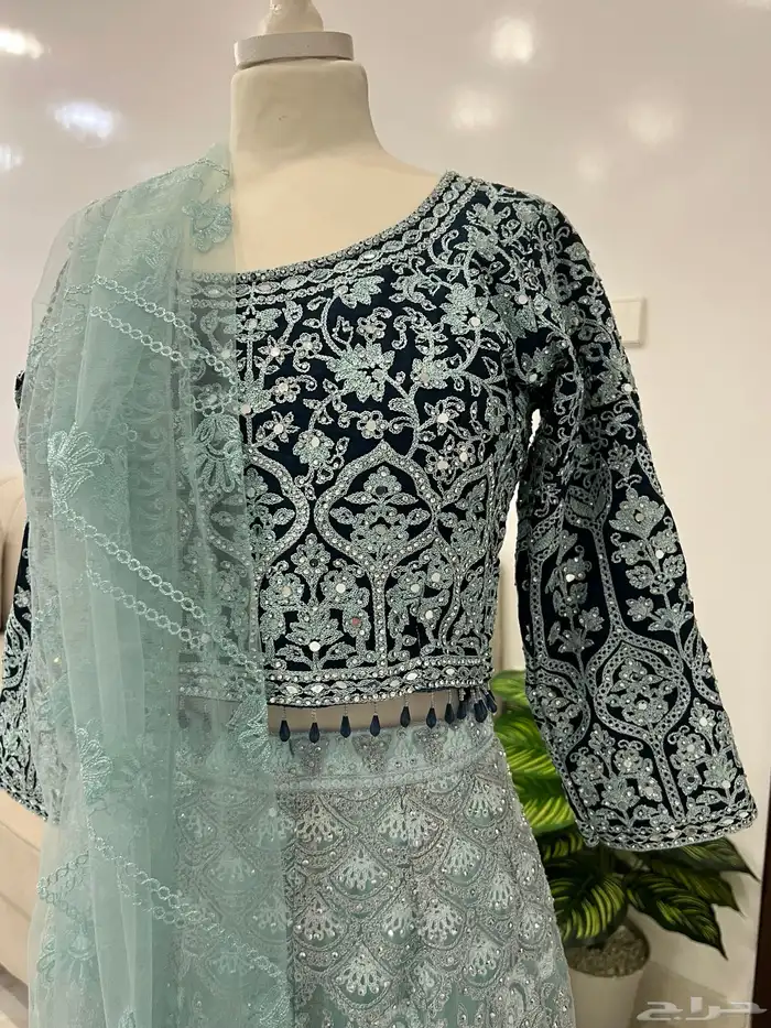 فستان هندي للبيع 0