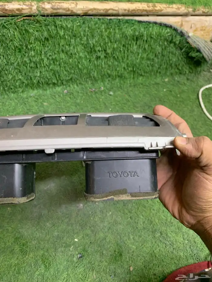 ديكورات يارس 2008 إلى 2013 اصلي نظيف 2