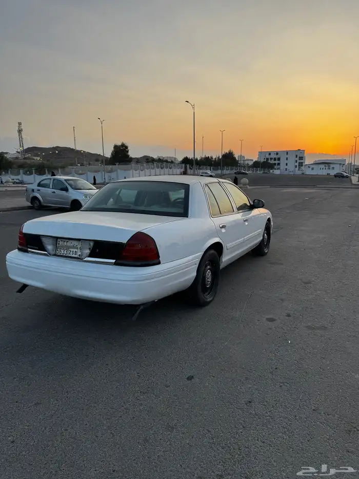 فورد حكومي 2010 عرض لمدة ثلاث أيام ب15000 4