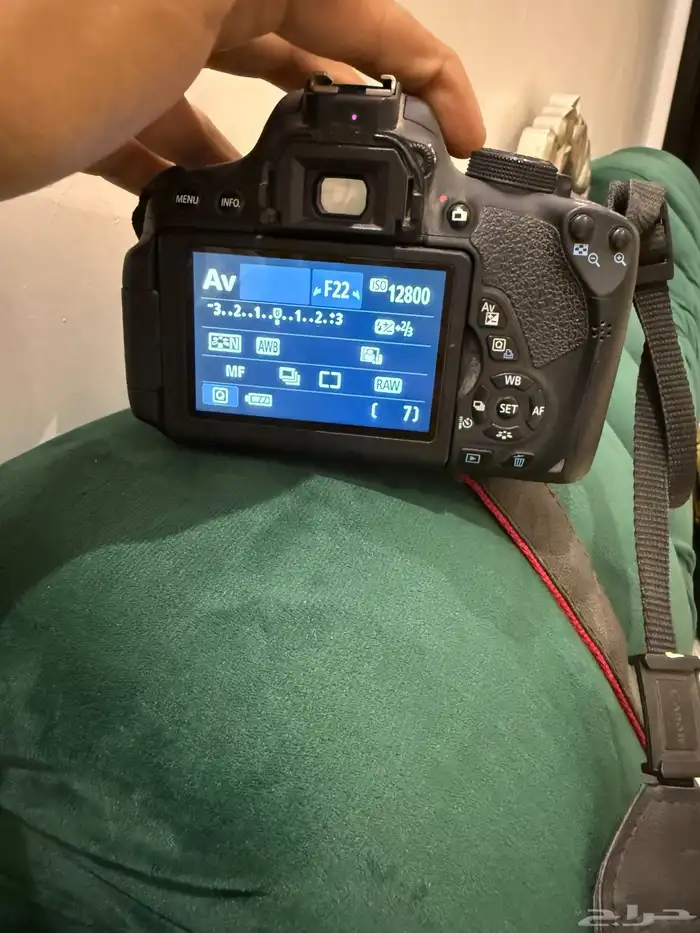 canoon 700Dنص احترافي 0