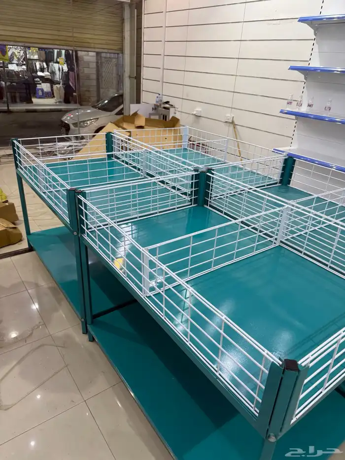 طاولات العرض 2