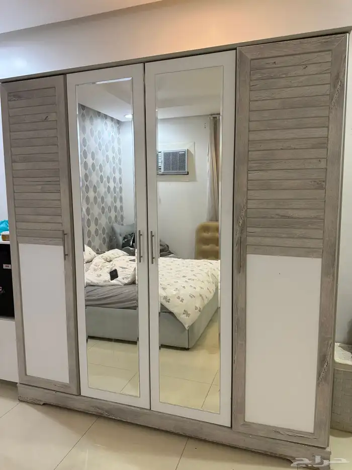 دولاب ملابس وتسريحه وكومدينه 1