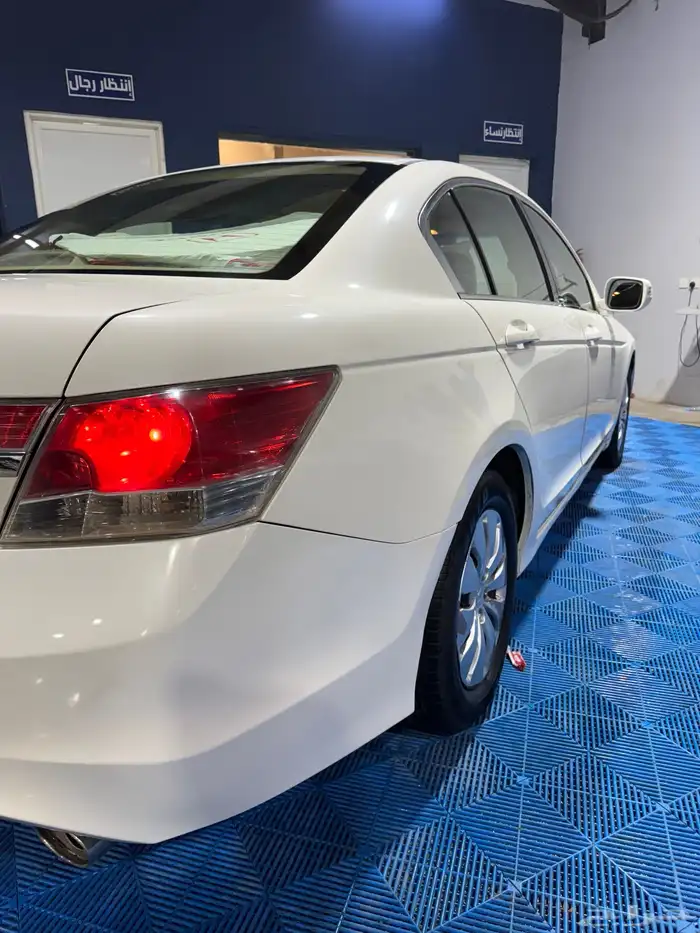 اكورد 2009 ( قير عادي ) 6