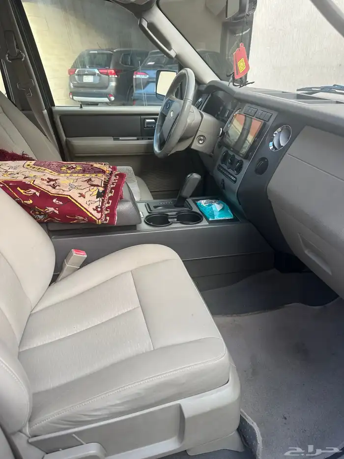 فورد اكسبيدشن 2010 7