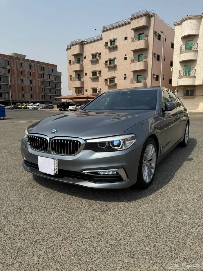 بي ام 530 فل 2017 ماشي 126 الف كيلو قمه في النظافه 49