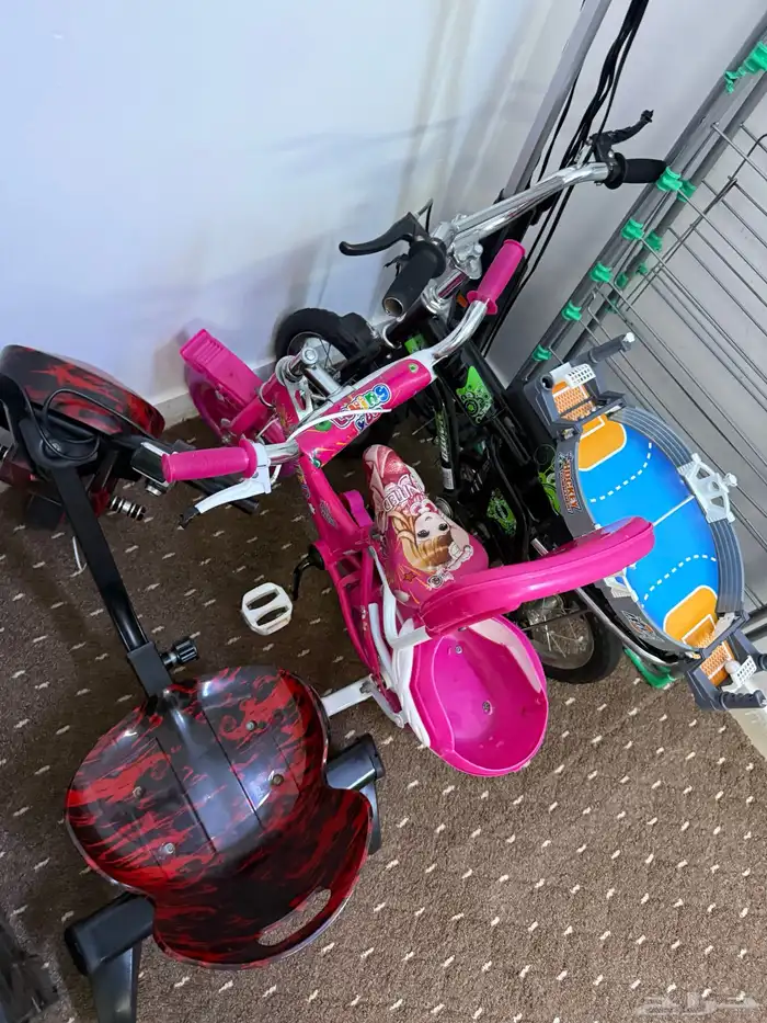 سكوتر كهربائي نظيف استخدام قليل جدا ودراجتين أطفال 0