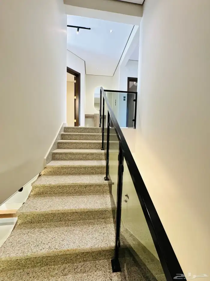 فيلا روف للبيع تبوك حي الاخضر بتبوك خلف جامع المهاجرين 4