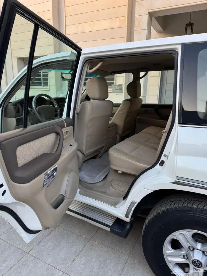 للبيع لاندكروزر 2006 GXR تماتيك 21