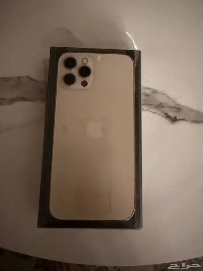آيفون 12 برو 1
