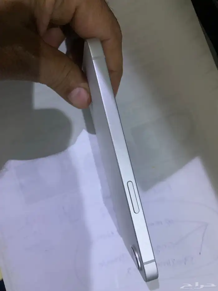 ايفون 16 اي 128 جيجا جديد 3