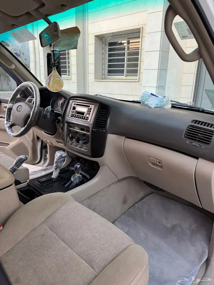 للبيع لاندكروزر 2006 GXR تماتيك 31