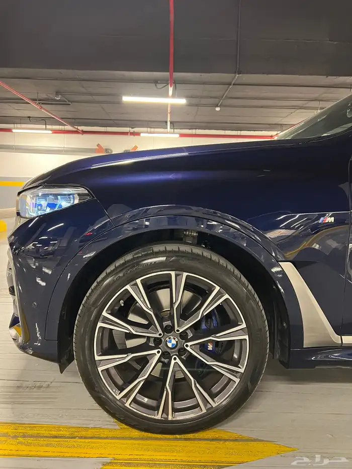 بي ام X7 V8 2020 10