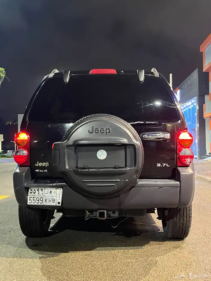 جيب ليبرتي 2003 للبيع بدون دبل 10