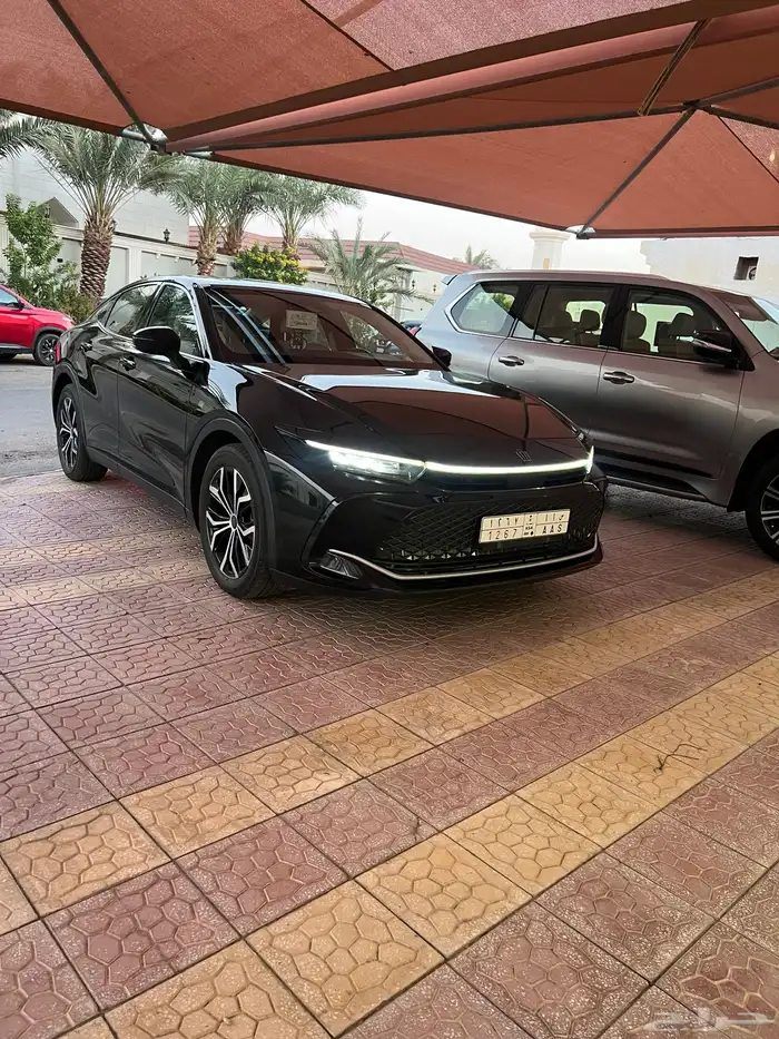 تويوتا كراون 2023 بريميوم 3