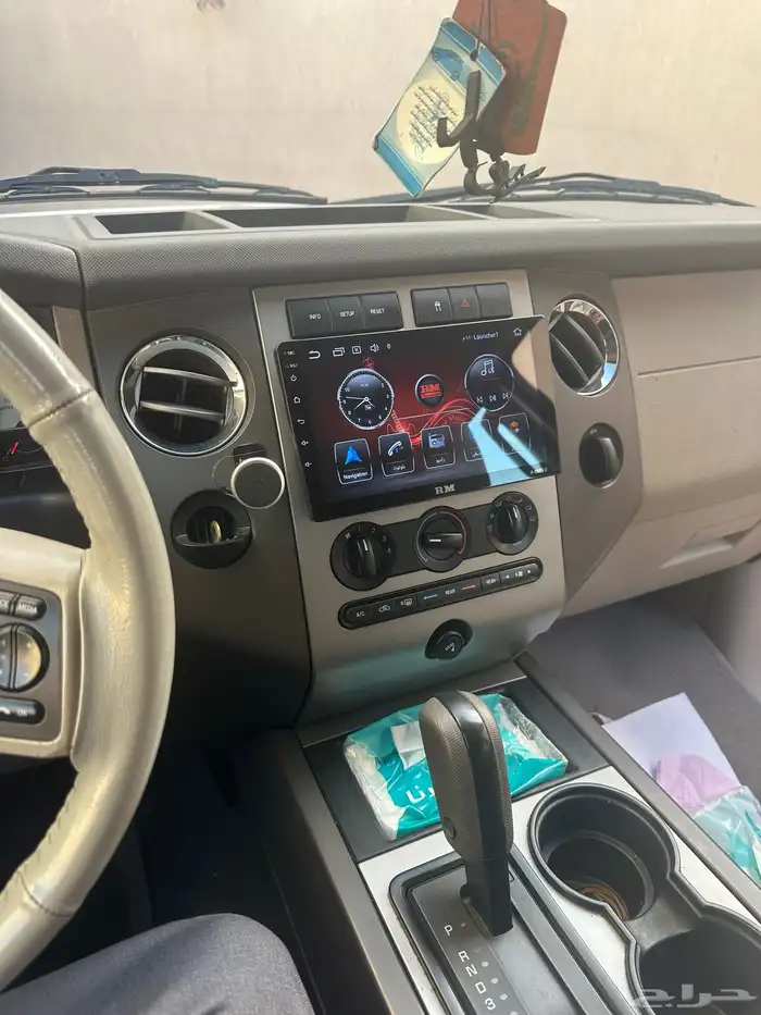 فورد اكسبيدشن 2010 11