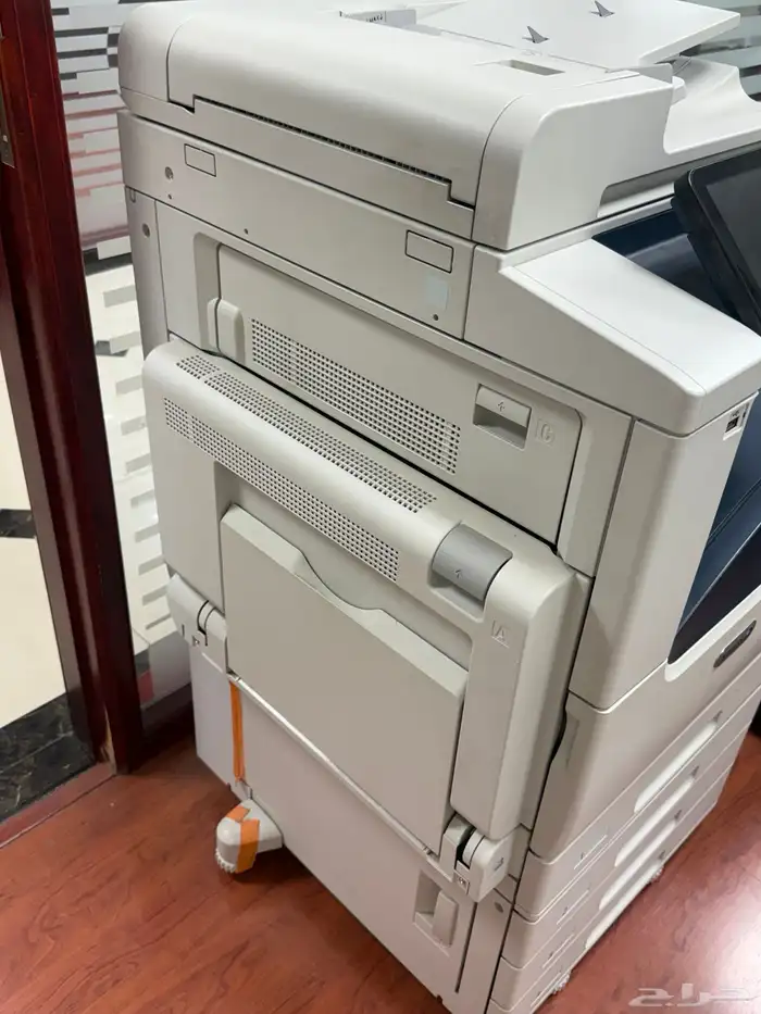 طابعة xerox شبه جديد 4