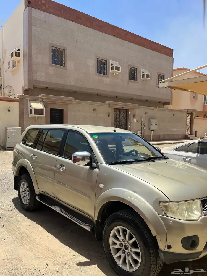 باجيرو 2011 للبيع 0