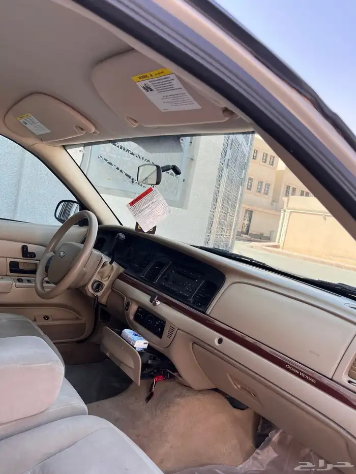 فورد فكتوريا 2012 6