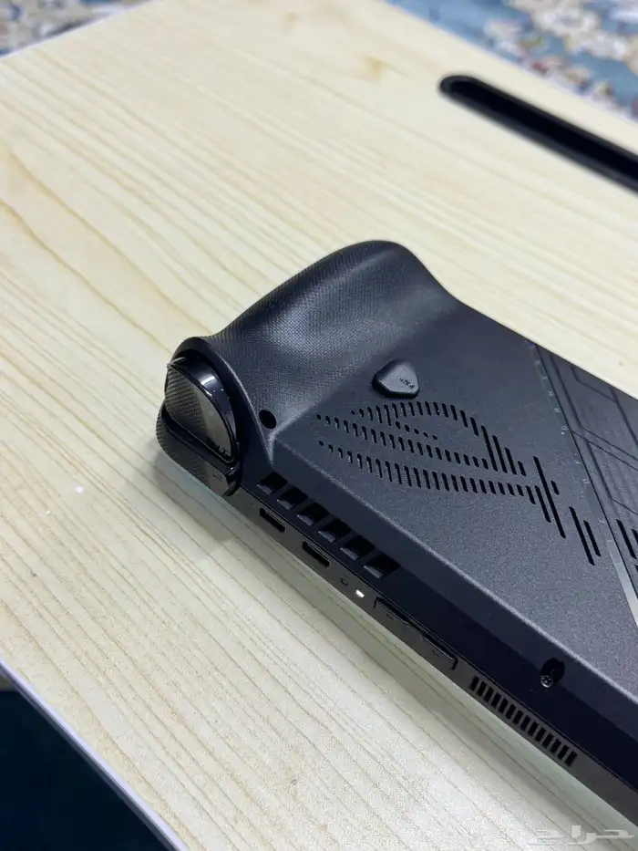 rog ally x اسوس روج الي اكس شبه جديد 3