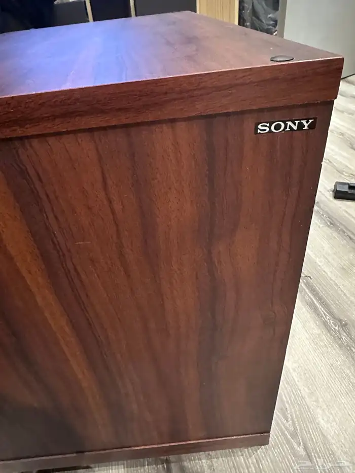 طاولة تلفزيون قديم 3