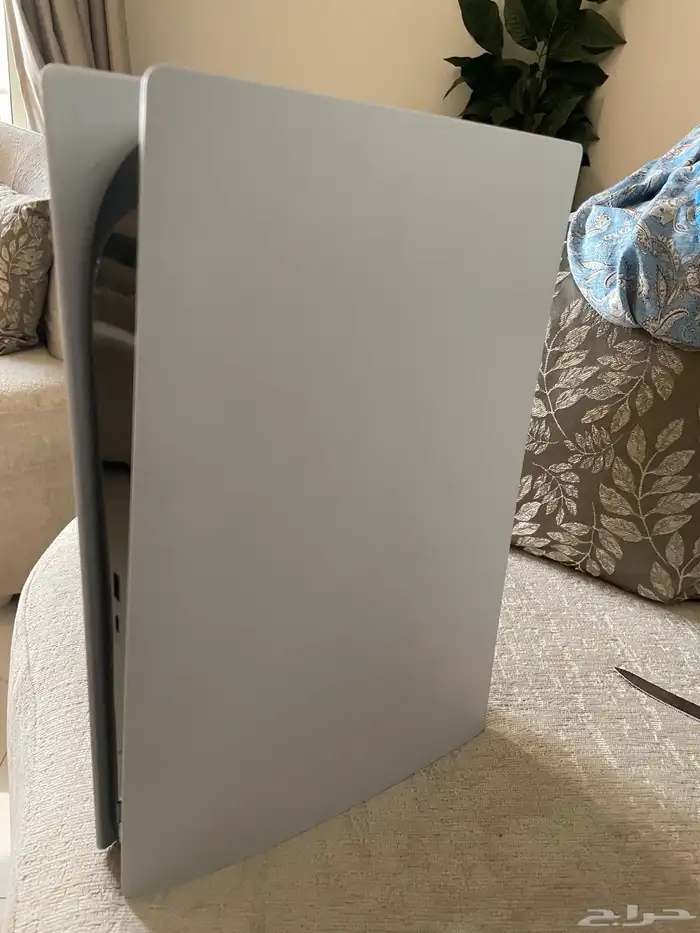 سوني 5 بدون مدخل شريط 3