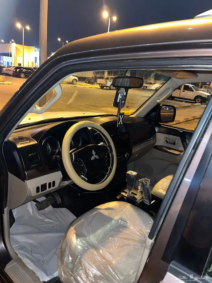 متسوبيشي باجيرو 2012 7