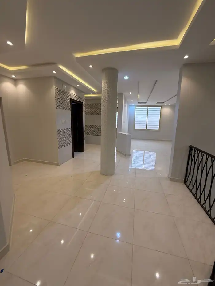 للبيع فيلا دورين وملحق بمسبح ومشب شمال خميس مشيط 850الف 26