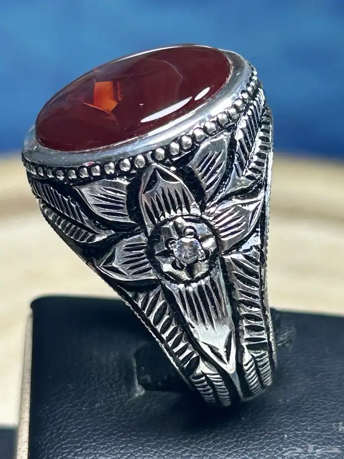 فيروزات وعقيق يماني  واوبالات 25