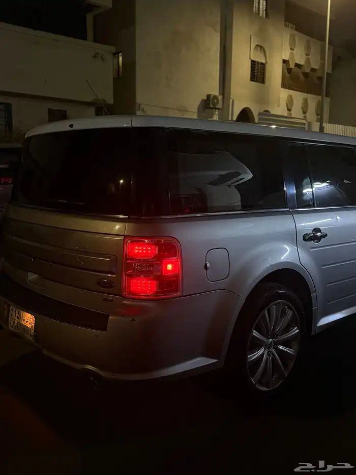 فورد فلكس 2013 فل كامل ليمتد 32