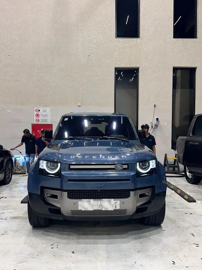 ديفندر 2021 SE X Dynamic p400 1