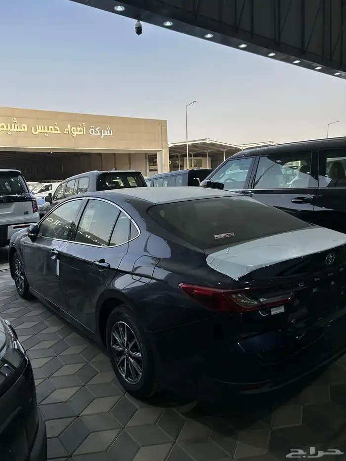 كامري 2025 E استاندر سعودي ابيض اسود تيتانيوم كحلي 22