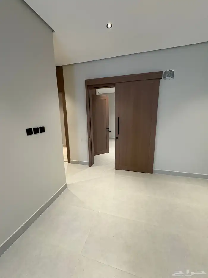 شقق للبيع في الخبر العزيزيه حي الشراع 4