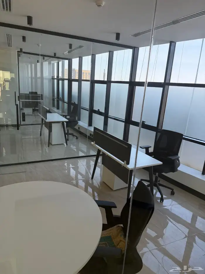 مكاتب إدارية مجانية 1